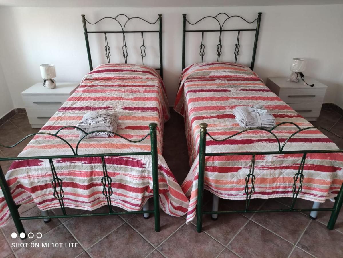 Casa Vacanza Riviera Dei Saraceni Требизаче Екстериор снимка