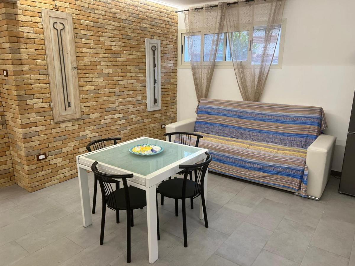 Casa Vacanza Riviera Dei Saraceni Требизаче Екстериор снимка