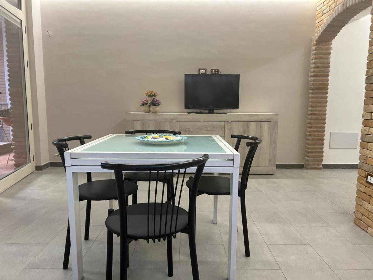 Casa Vacanza Riviera Dei Saraceni Требизаче Екстериор снимка