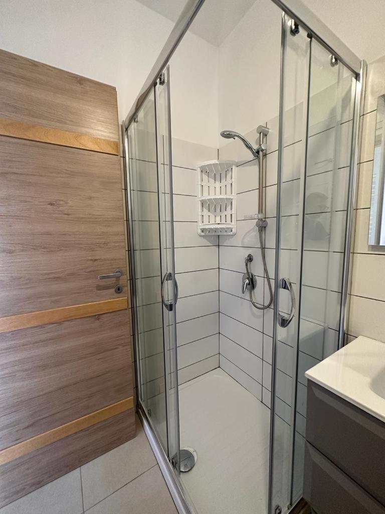 Casa Vacanza Riviera Dei Saraceni Требизаче Екстериор снимка