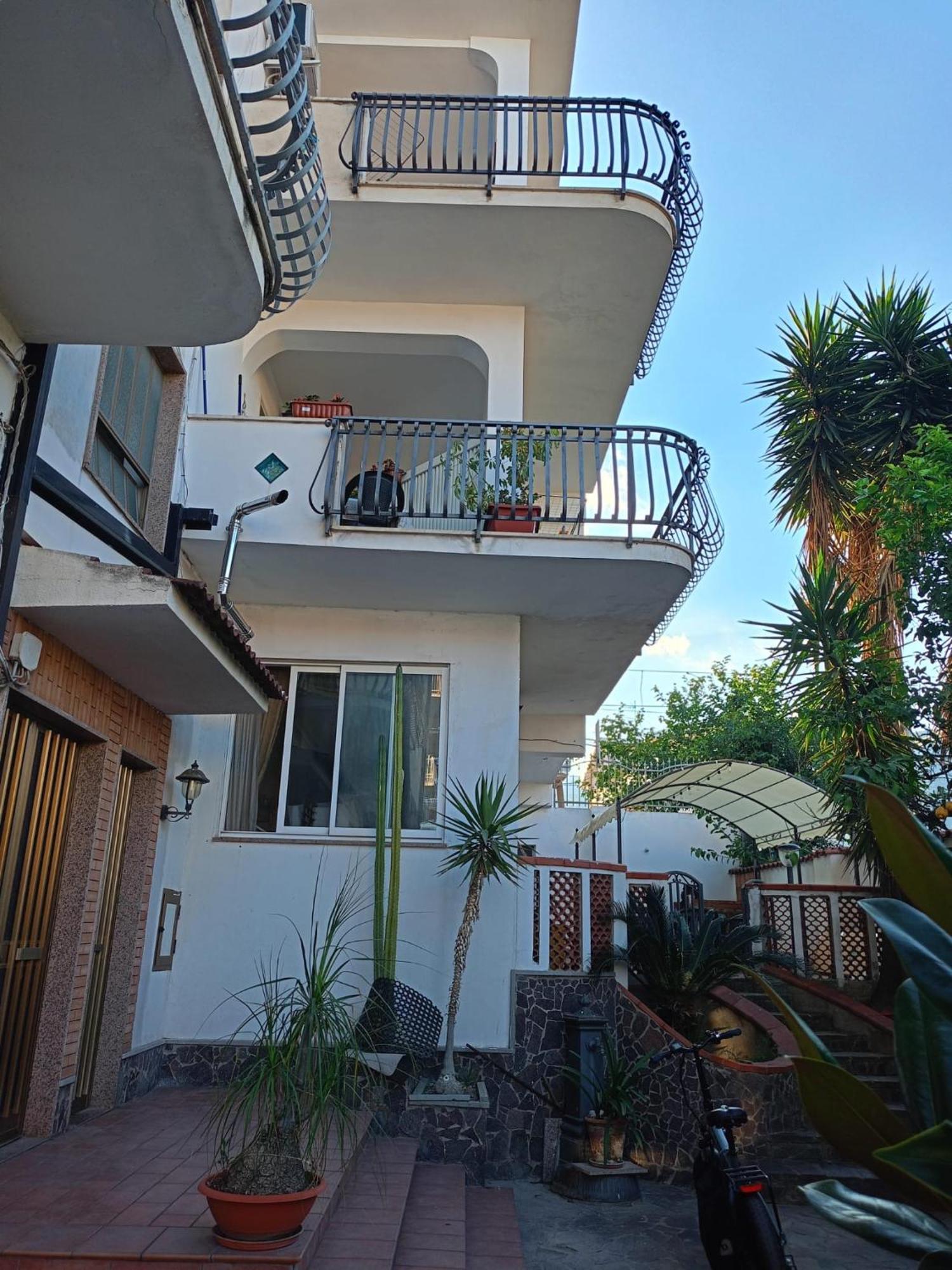 Casa Vacanza Riviera Dei Saraceni Требизаче Екстериор снимка